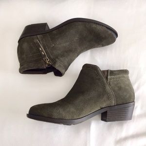 white mountain delaney bootie